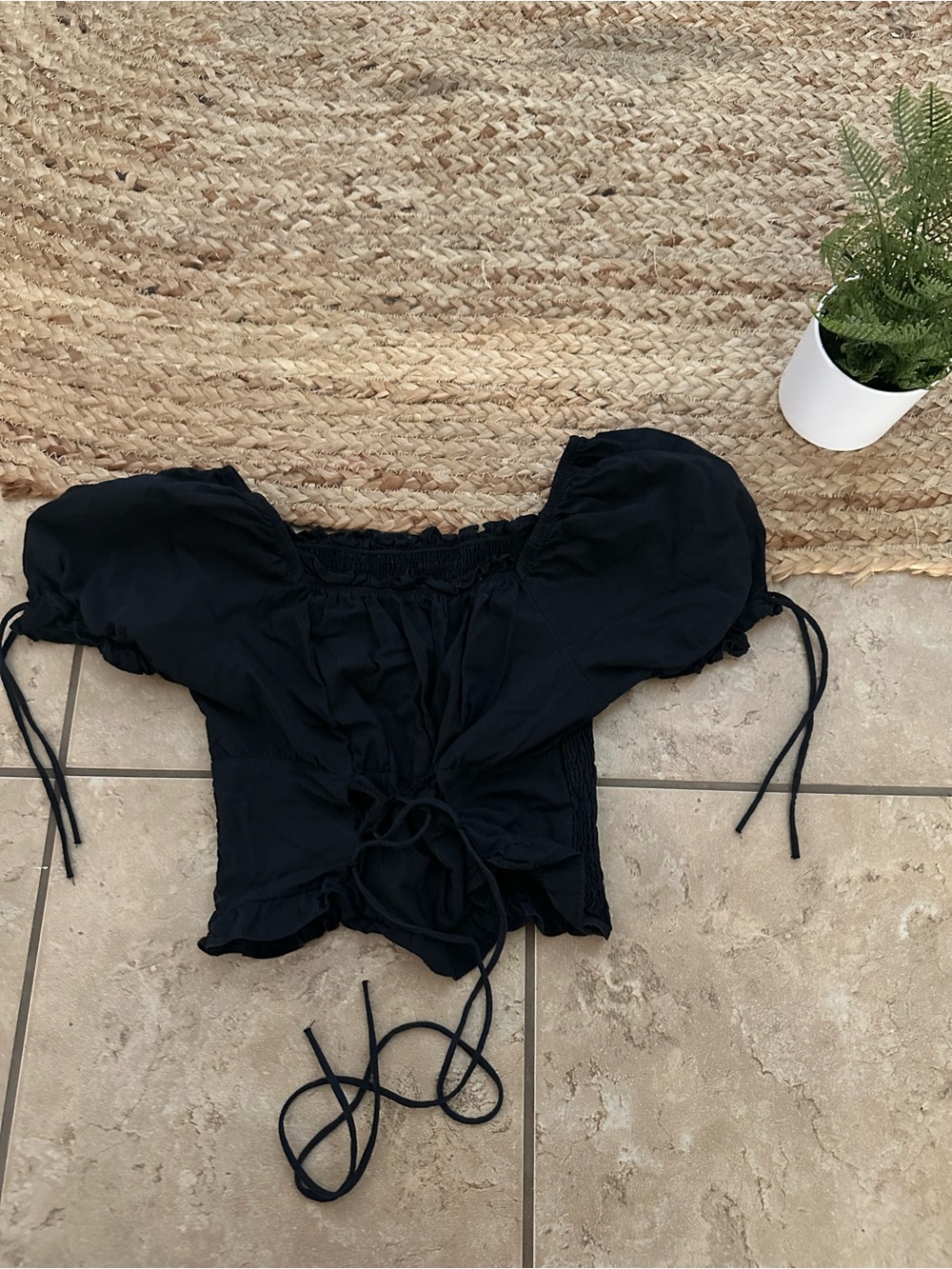 BLACK PEPLUM TOP